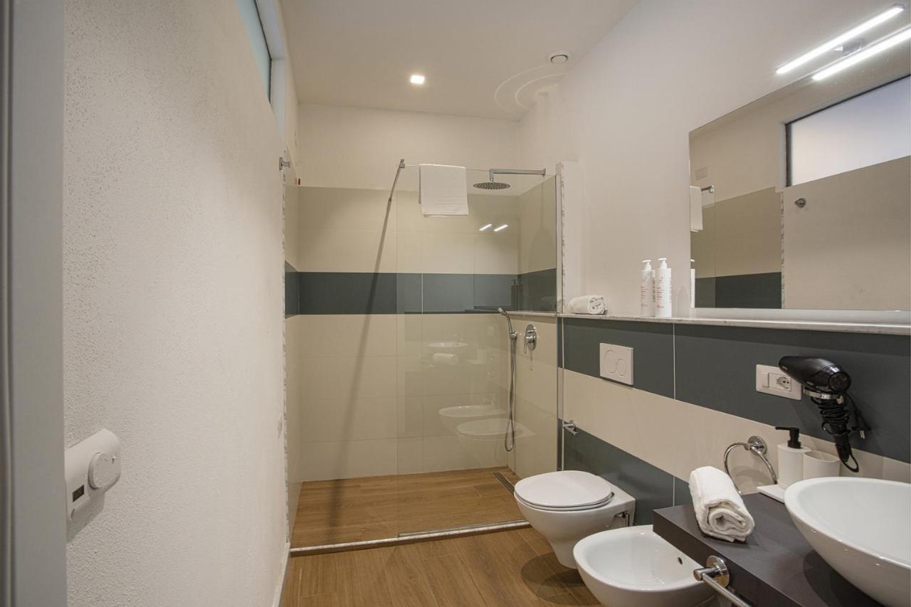 Family Flat In The City Center By Wonderful Italy Janov Exteriér fotografie